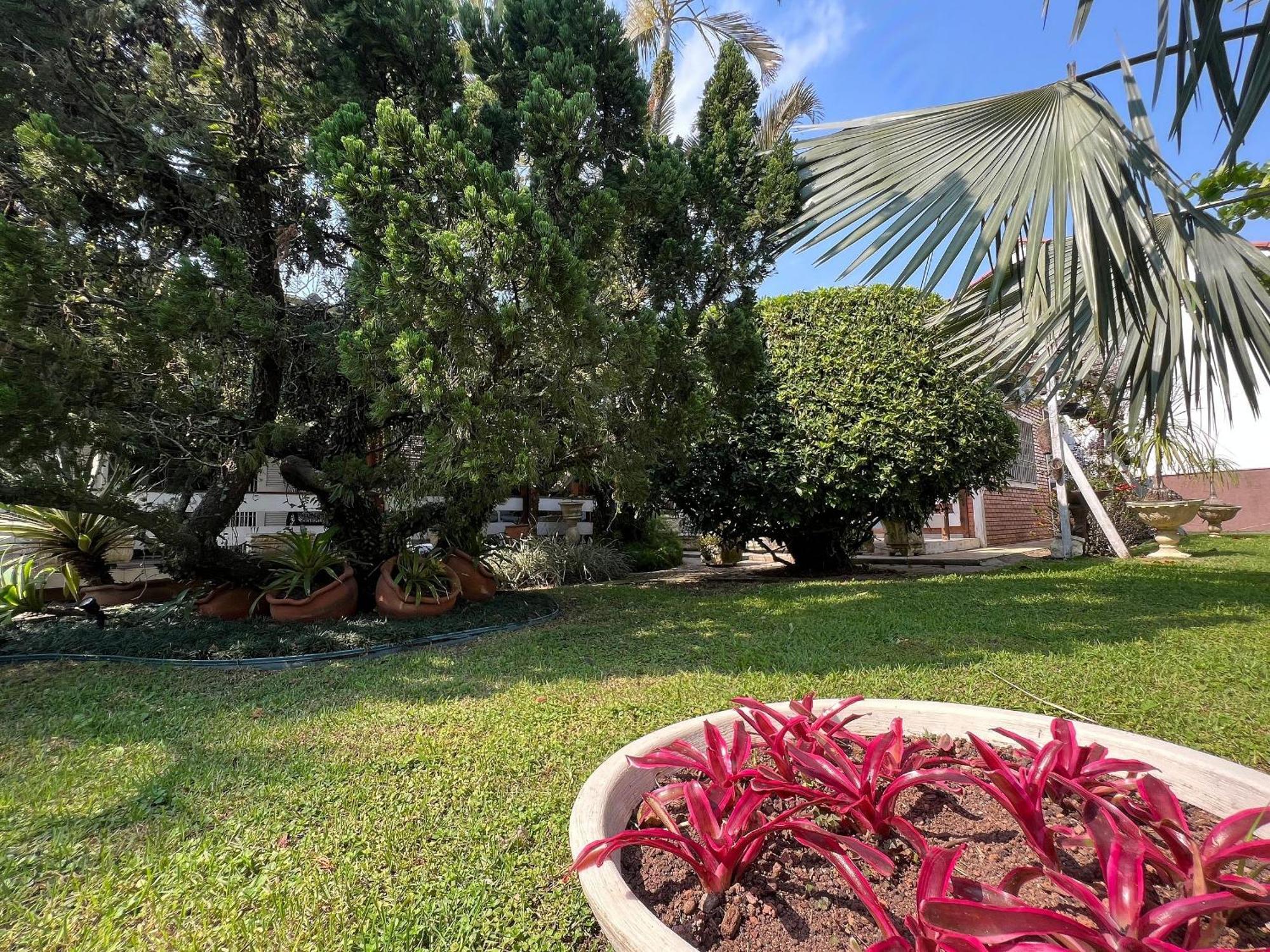Casa agradável com piscina, a poucos passos da Praia Peruíbe Exterior foto